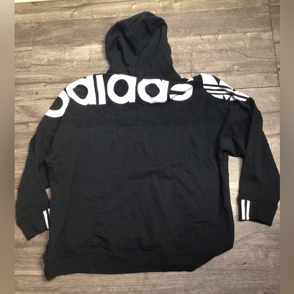 Adidas Black Pullover with White Tag - Picture 4 of 8